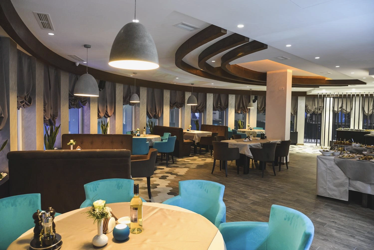 Boomerang restaurant interior